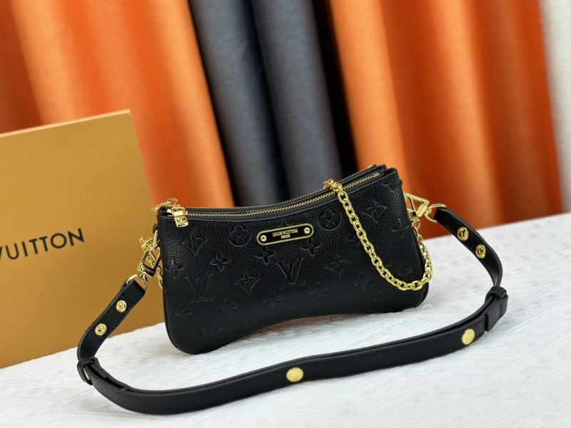 Louis Vuitton Hobo Bags